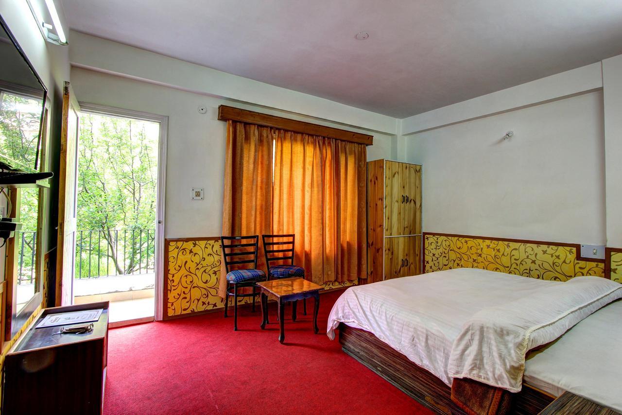 Hotel Monarch Residency Manali  Exterior photo