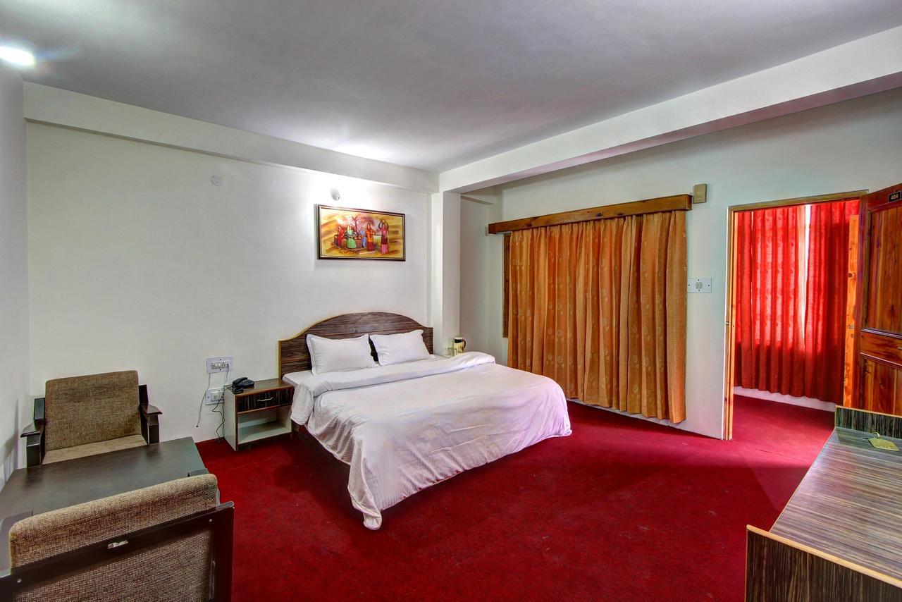 Hotel Monarch Residency Manali  Exterior photo